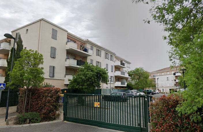 Place de parking couverte 27€ + TVA — photo 4