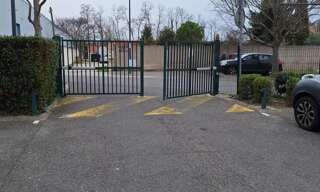 Garage  12 m² à louer à Le Pontet (84130)