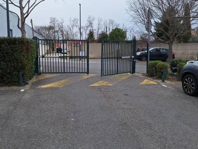 Place de stationnement aérienne 25€ + TVA — photo 1