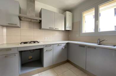 Appartement 4 pièces 774 €