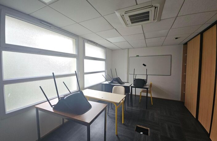 Vente bureau  393 m² Tours (37000) — photo 4