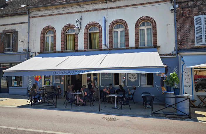 Vente d'un immeuble de rapport + appartement indépndant, sit — photo 2