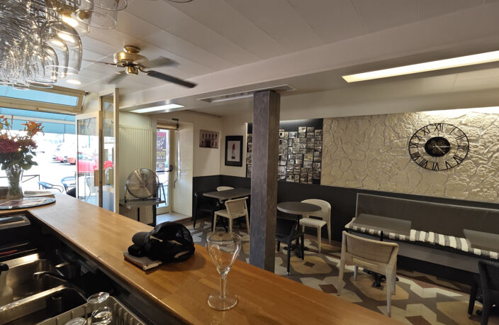 Vente d'un immeuble de rapport + appartement indépndant, sit — photo 3