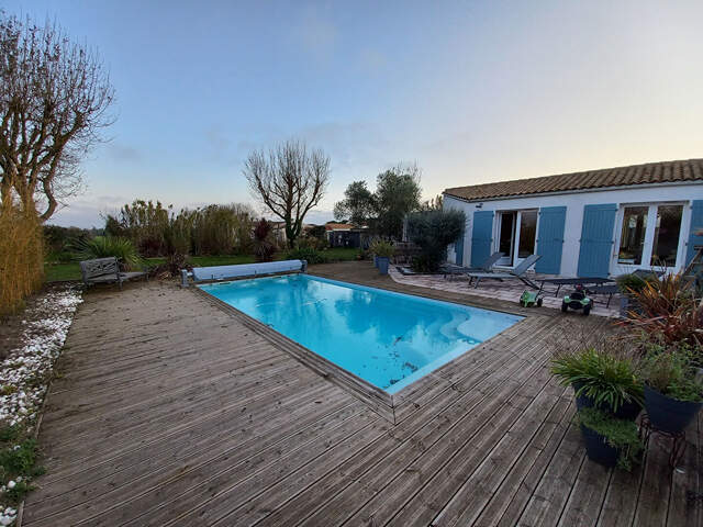 Maison Saint Pierre d Oleron 4 pièces 142 m² hab. — photo du bien