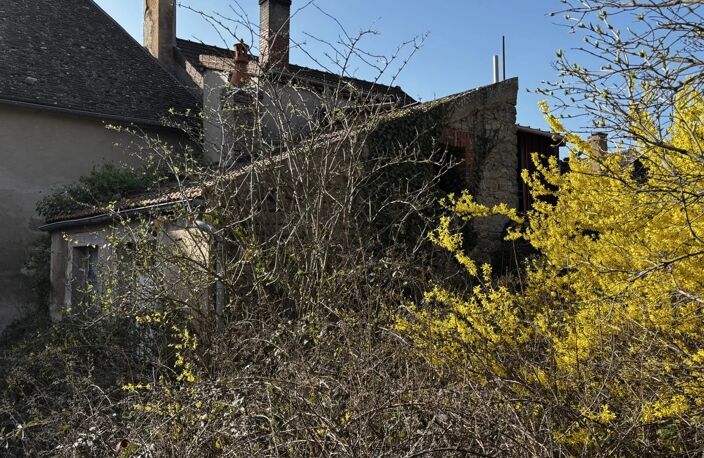 Maison de village avec cheminée à La Roche-en-Brenil — photo 5