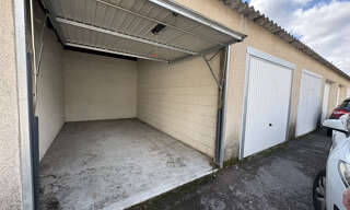 Garage   m² à louer à Aubagne (13400)