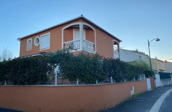 Villa — photo 4