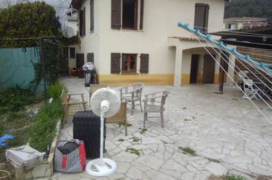 Maison  367500 €