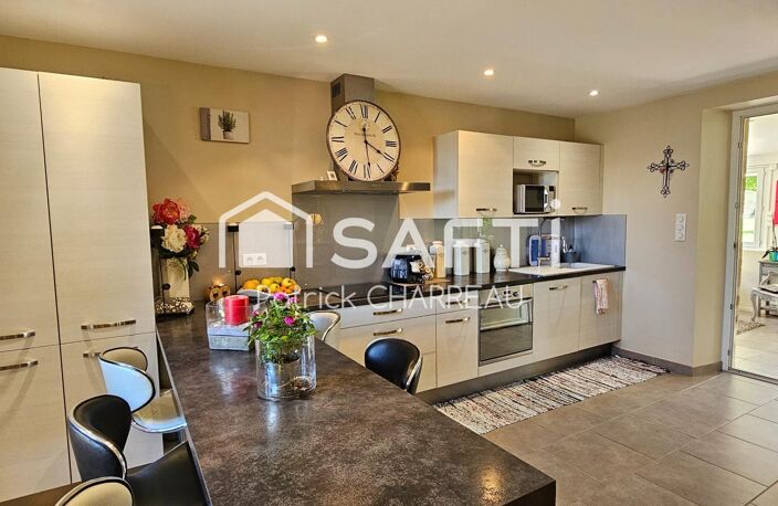 Parc arboré, Maison en pierres, 3 chambres, 130 m² — photo 5