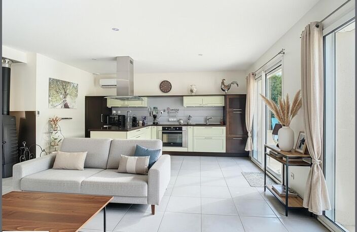 Grande maison familiale à deux pas du centre bourg — photo 4