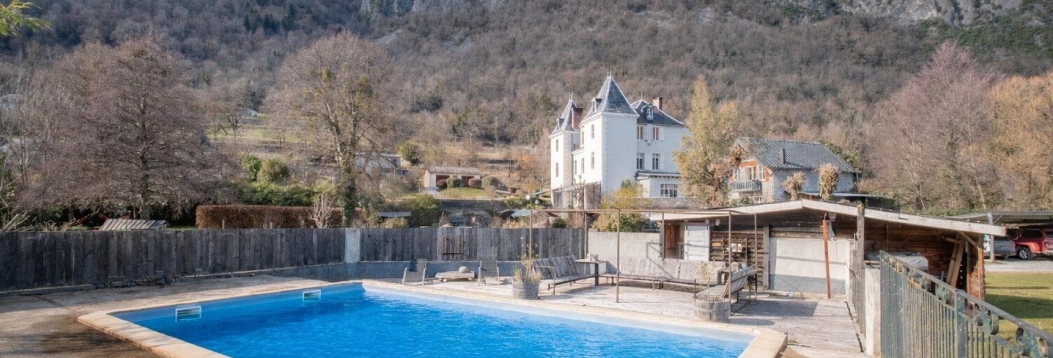 Maison 28 Pièces 513 m² à vendre à Saint-Béat-Lez (31440)