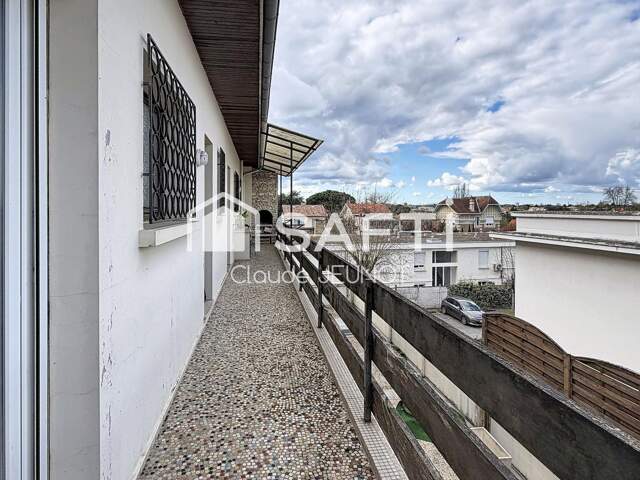 Appartement 5 pièces 4 chambres 136 M2 dernier étage — photo du bien