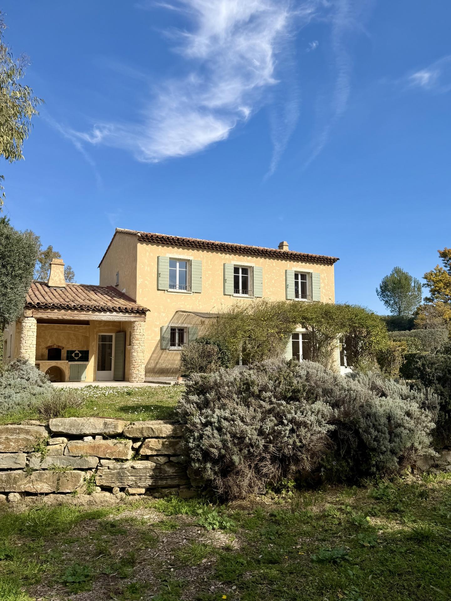 Villa / Maison  T5 à louer Marseille 13eme 13013