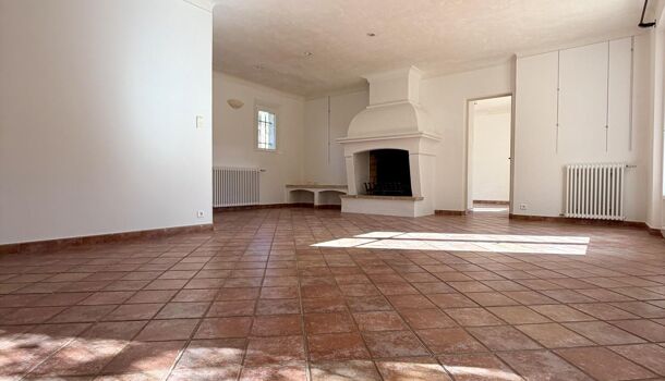 Villa / Maison 5 pièces  à louer Marseille 13eme 13013