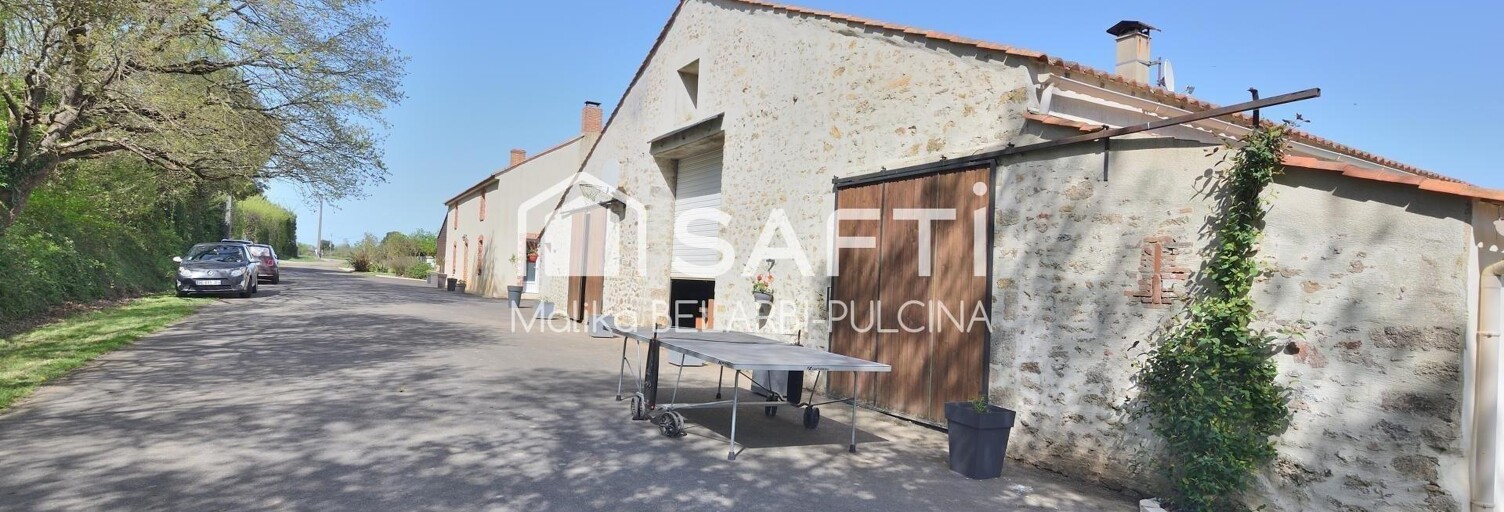 Maison 14 Pièces 392 m² à vendre à Saint-Hilaire-la-Forêt (85440)