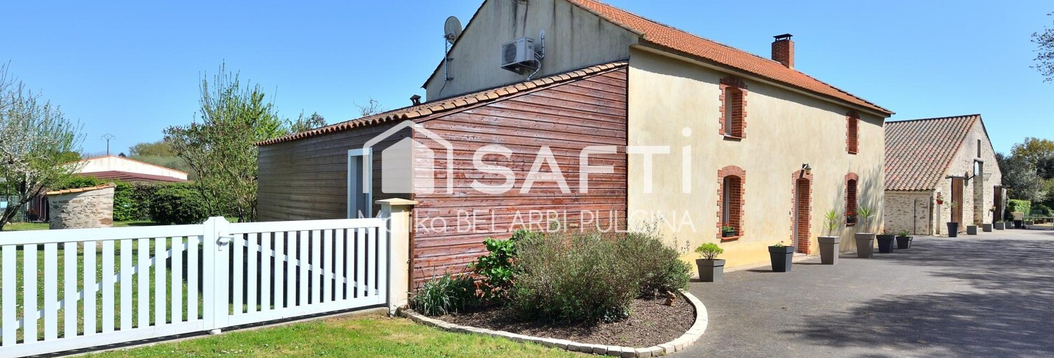 Maison 14 Pièces 392 m² à vendre à Saint-Hilaire-la-Forêt (85440)