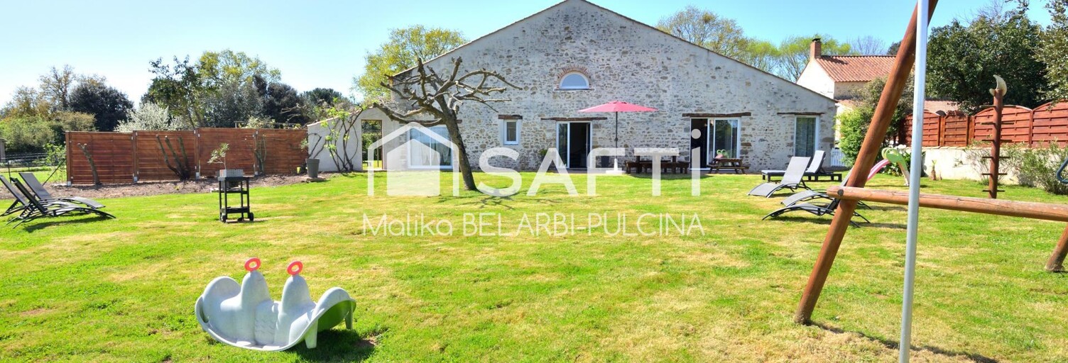 Maison 14 Pièces 392 m² à vendre à Saint-Hilaire-la-Forêt (85440)