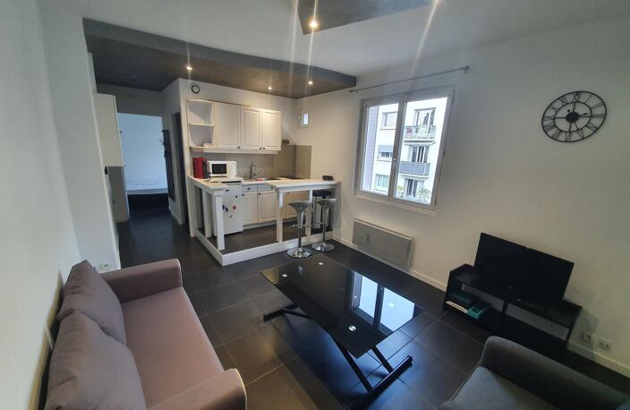 Location appartement 2 pièces 30 m² à Grenoble (38000) — photo 2