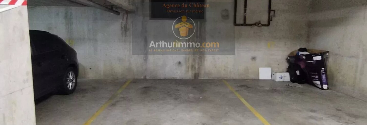 Garage  18 m² à vendre à La Queue-en-Brie (94510)