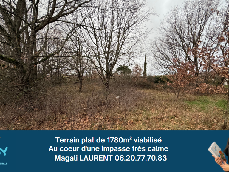 Terrain plat viabilisé de 1780m2 à bâtir — photo 1