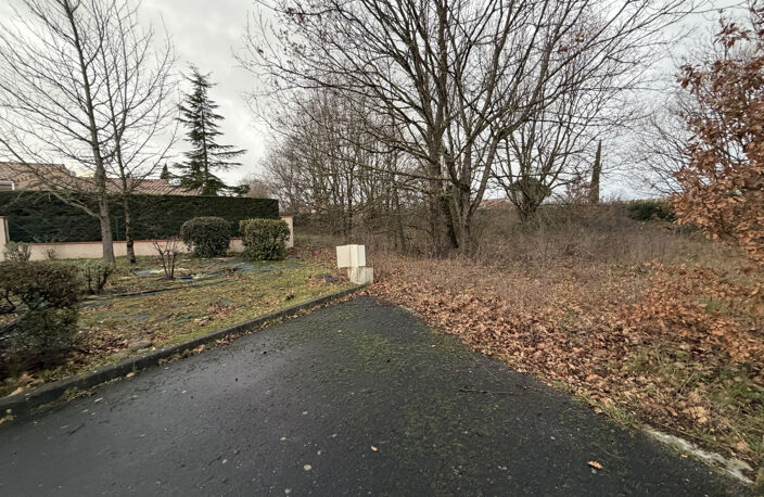 Terrain plat viabilisé de 1780m2 à bâtir — photo 4