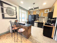 VEAUCHE CENTRE BELLE MAISON AVEC GRAND TERRAIN PLAT — photo 4