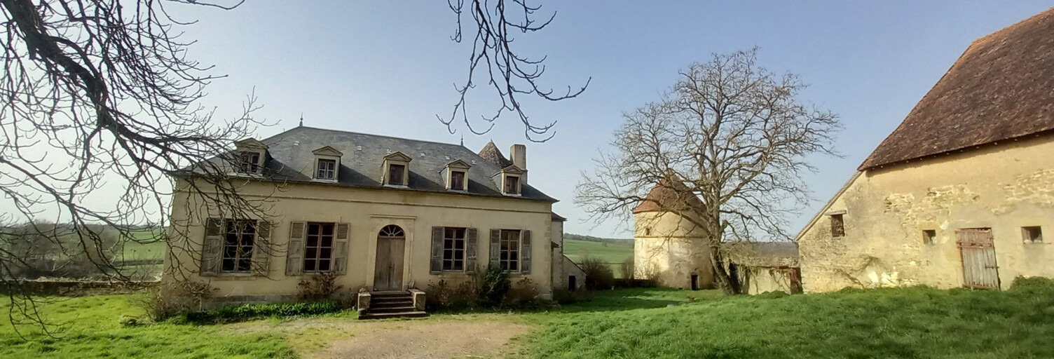 Maison 11 Pièces 270 m² à vendre à Montigny-sur-Canne (58340)