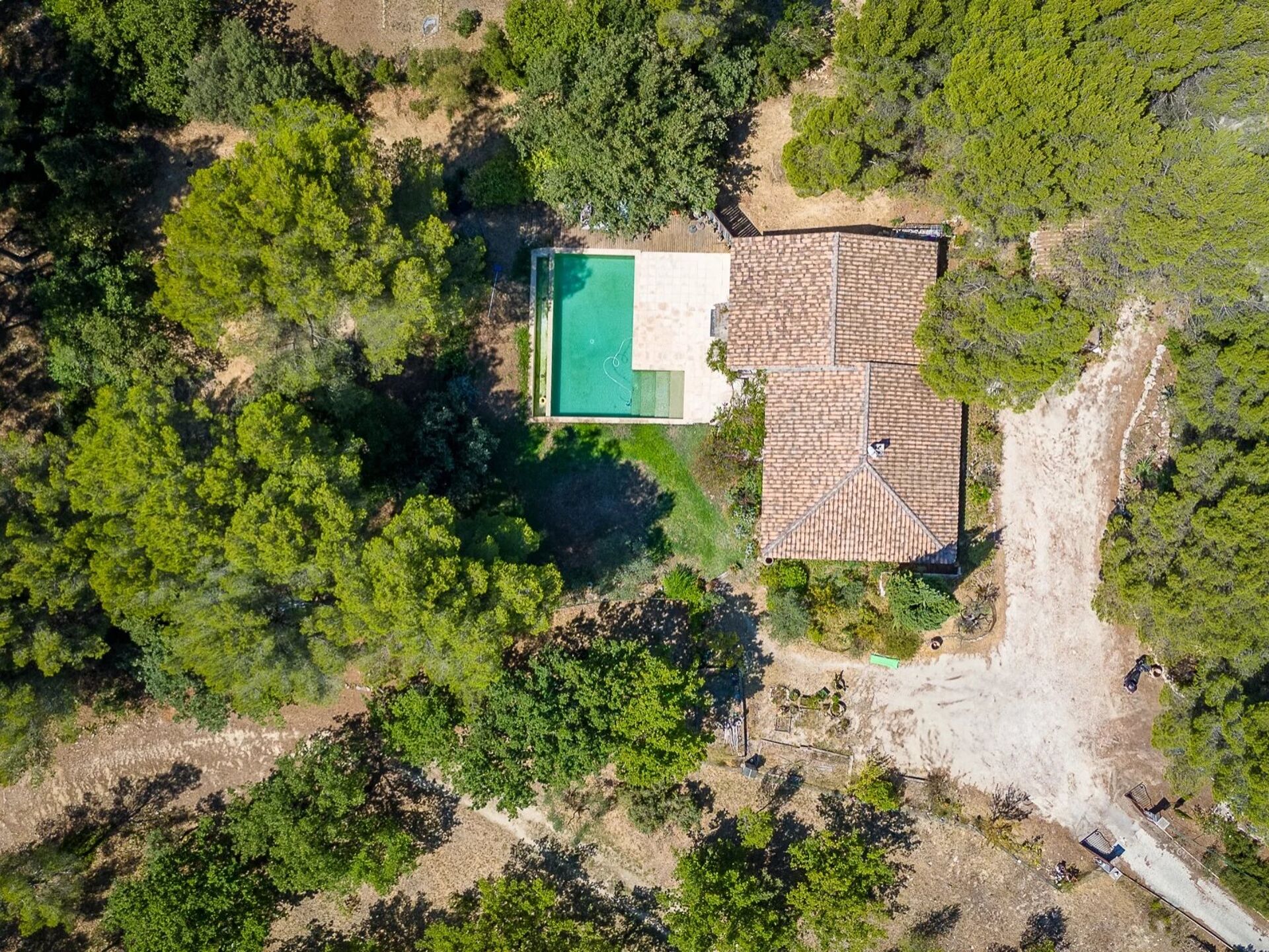 Maison 5 pièces 178 m² · à Ventabren · 178 m² · 850 000 €