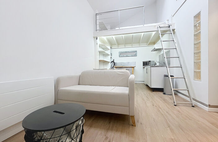 Dépt ISERE(38) - A VENDRE - Studio meublé de 20 m2, Grenoble — photo 2