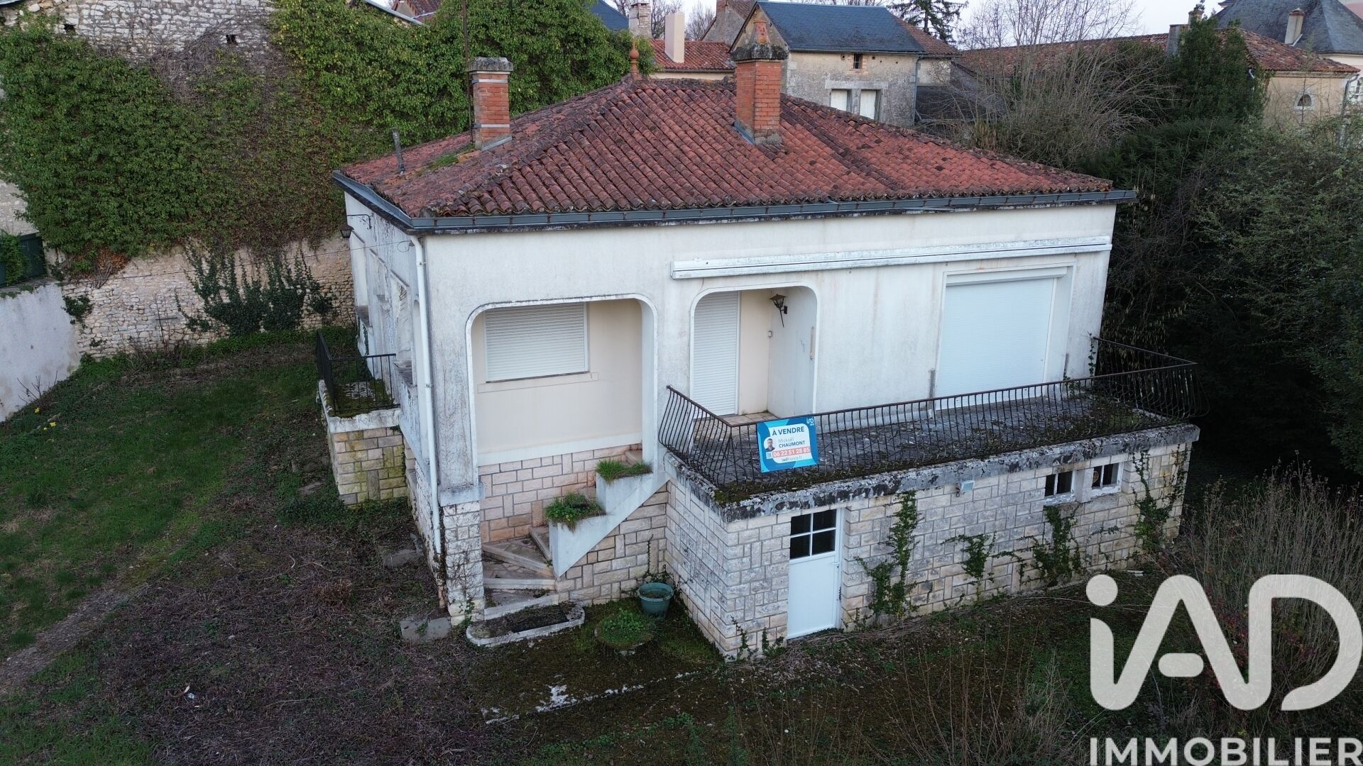 Usson-Du-Poitou - 110m² - 4p. - 2ch.