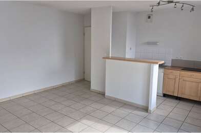 Appartement 3 pièces 696 €