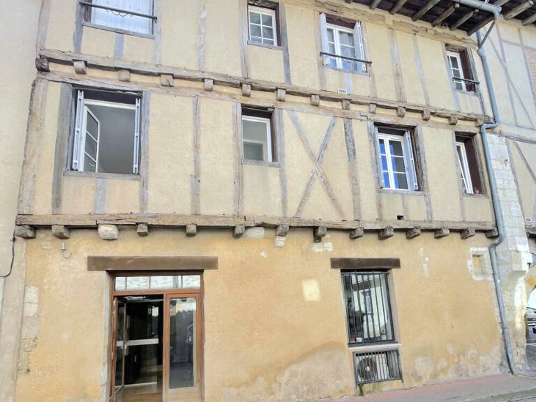 A LOUER APPARTEMENT T1 MEUBLE - CENTRE VILLE DE SAINTE FOY LA GRANDE — photo 1