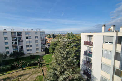 Appartement 3 pièces 870 €