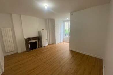 Appartement 1 pièces 820 €
