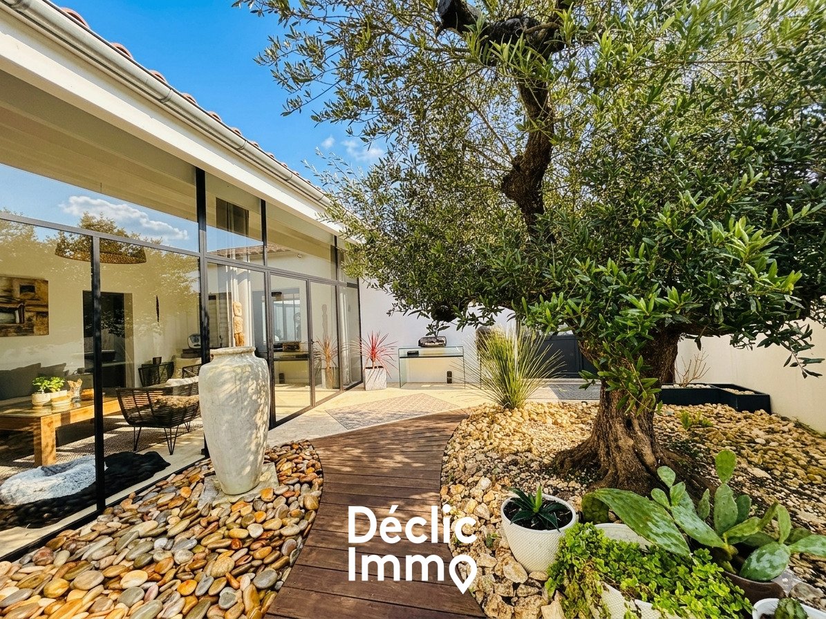 Villa / Maison  T7 à vendre Périgny 17180