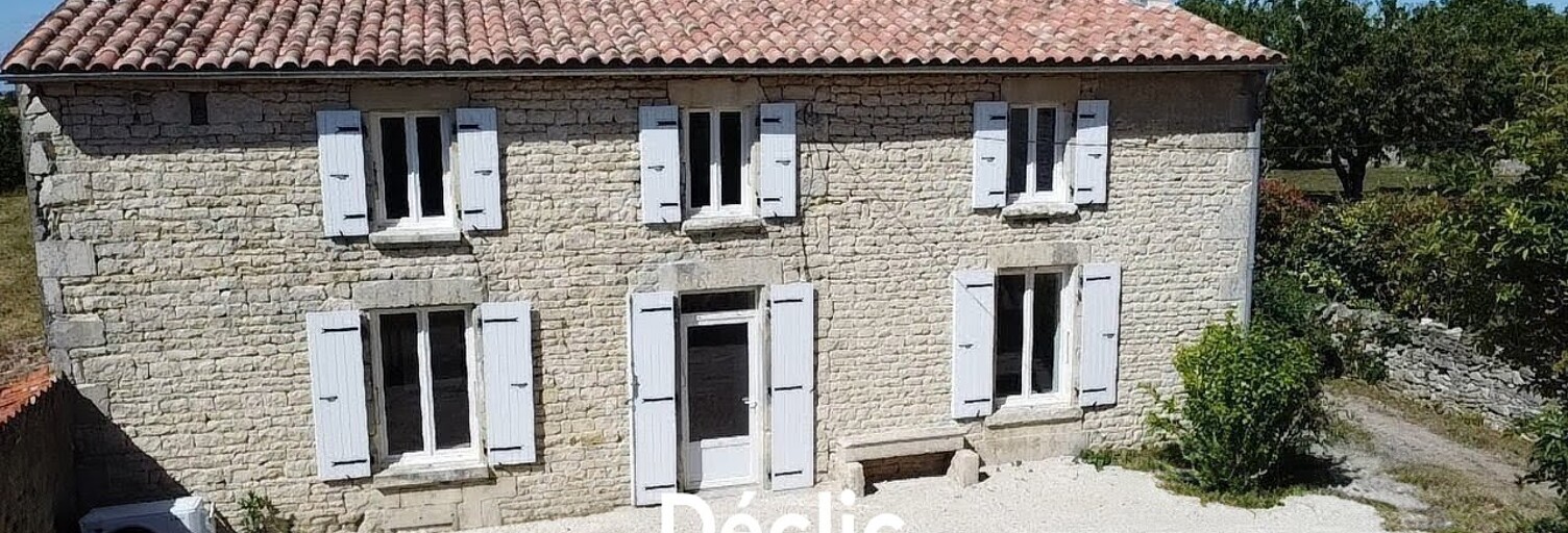 Maison 5 Pièces 121 m² à vendre à La Rochénard (79270)