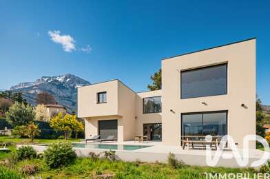 Maison 7 pièces 870000 €