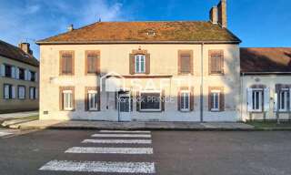 Maison 11 Pièces 283 m² à vendre à Villeneuve-l'Archevêque (89190)