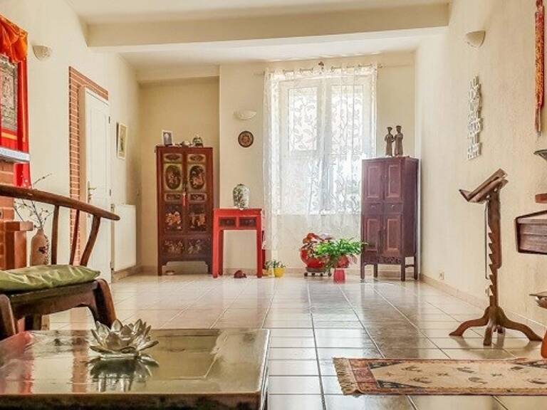Maison de ville de 7 pièces principales — photo 1