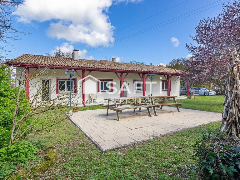 Saint-André-de-Cubzac, Maison pierre 130m², 4 chambres — photo 1