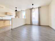 A vendre - Appartement T2 rénové de 55m² - Bourg de Péage (26300) — photo 2