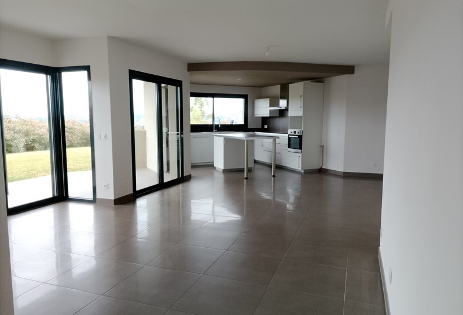 Villa de 5 pièces principales — photo 1