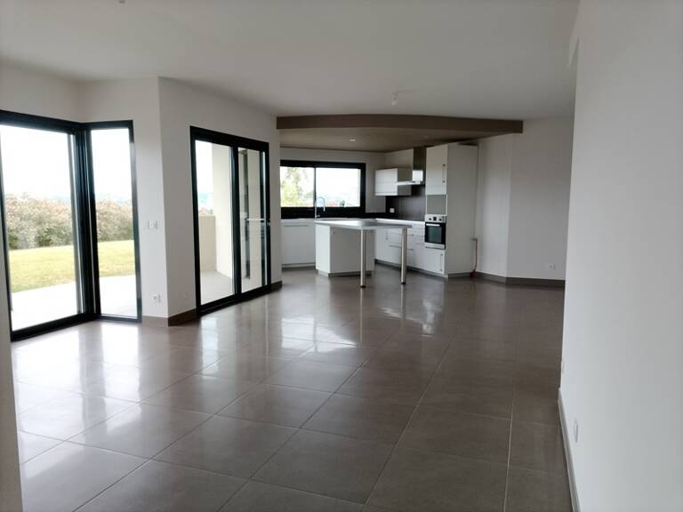 Villa de 5 pièces principales — photo 1