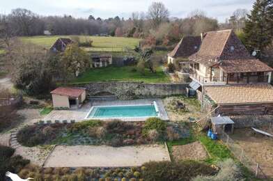 Maison 10 pièces 499200 €