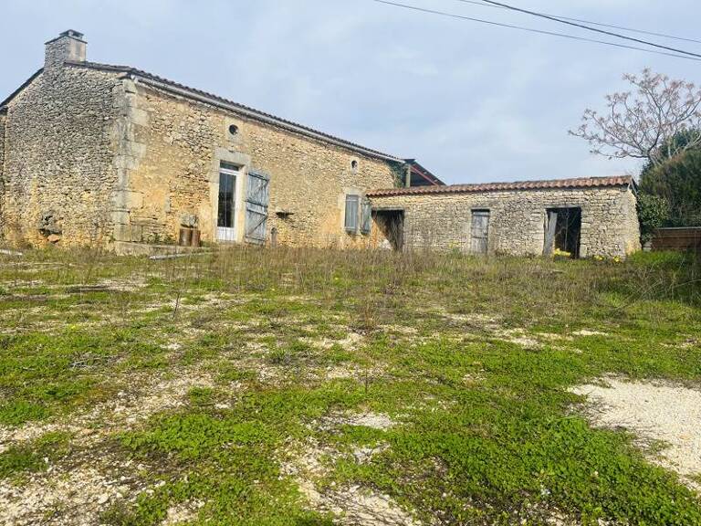 Maison en pierre de 5 pièces principales — photo 1