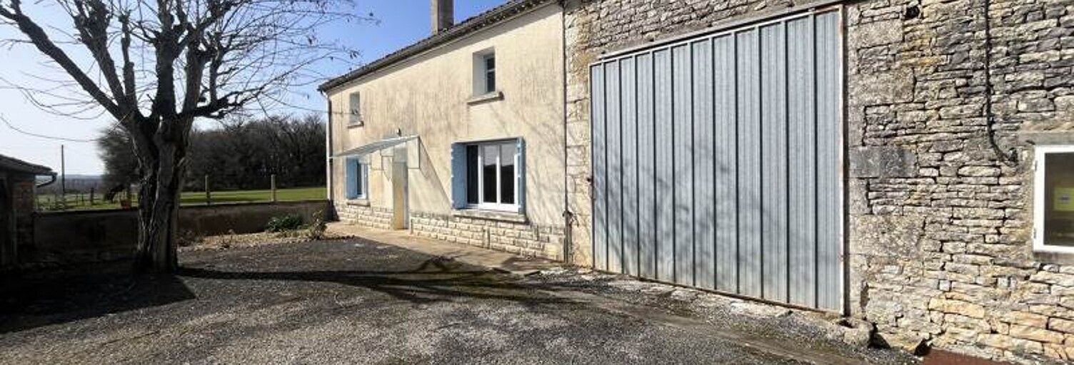 Maison 3 Pièces 65 m² à vendre à Poursac (16700)