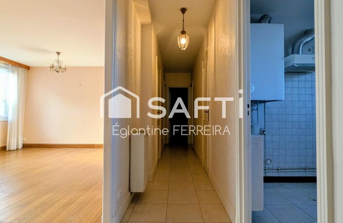 CHATEAUROUX, APPARTEMENT T3 AVEC BALCON, GARAGE ET CAVE — photo 3