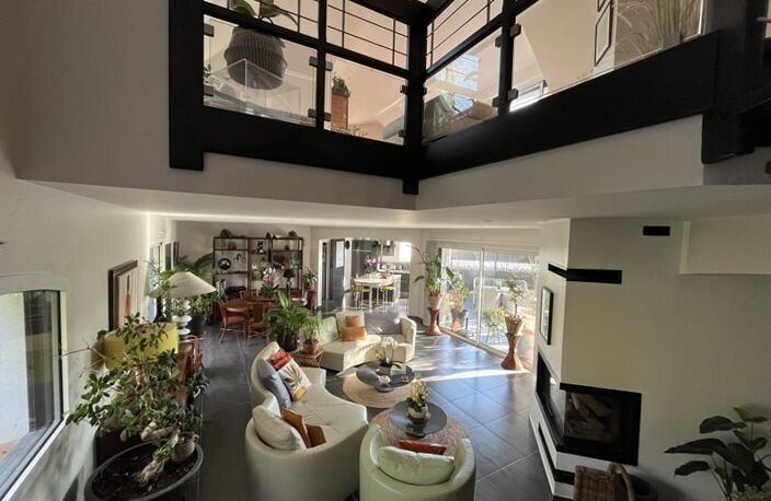 Contemporaine de 7 pièces principales — photo 2