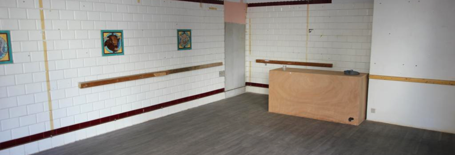 Commerce  25 m² à louer à Aigues-Mortes (30220)