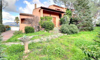 Maison 5 Pièces 139 m² à vendre à Saint-Raphaël (83700)